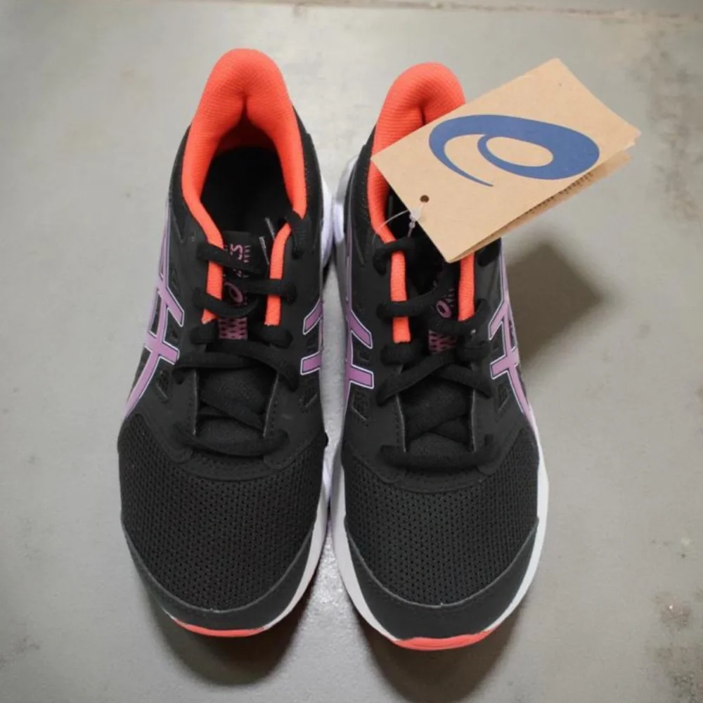 ASICS • Jolt 4 Grade School Sneakers